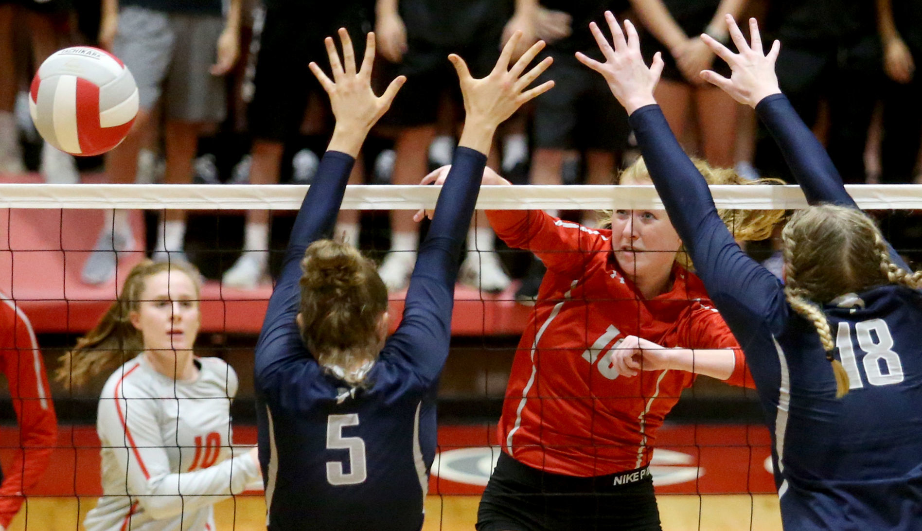 090319-qct-spt-pv-ns-vball-006